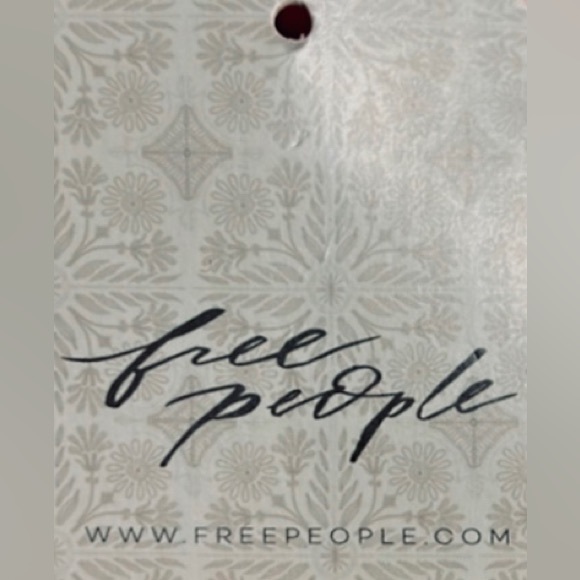 $69 Free People NWT Lined Tote Bag Matching Scarf Colorful Flower Beautiful Gift - Picture 12 of 14